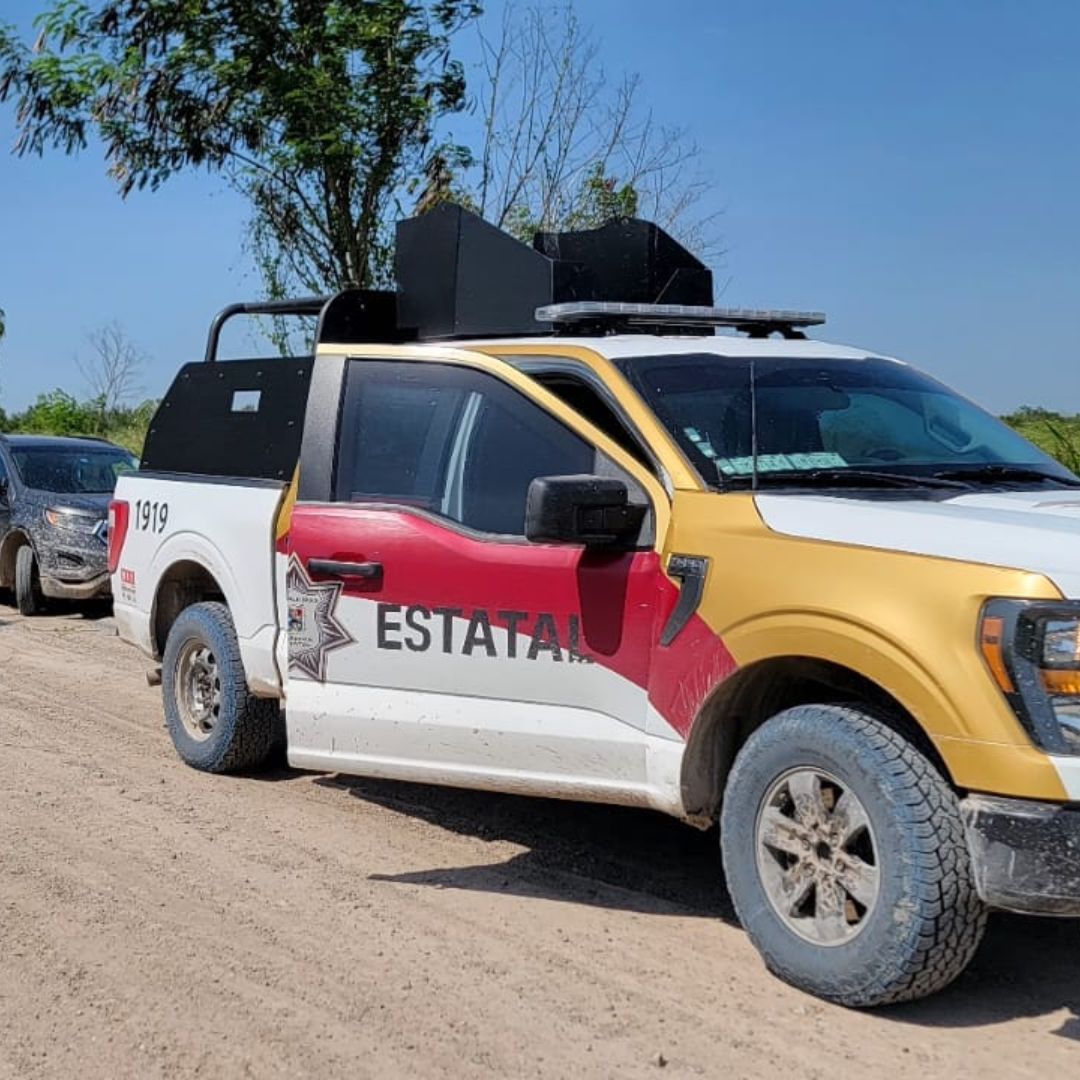 Aseguran Vehículo con Droga y Equipo Táctico en Zona Rural de Frontera de Tamaulipas